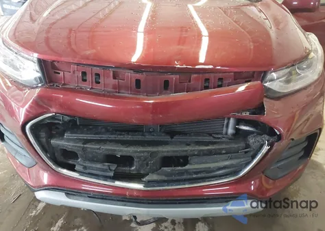 2022 Chevrolet Trax Awd Lt z USA, uszkodzony, nr VIN KL7CJPSM9NB529779